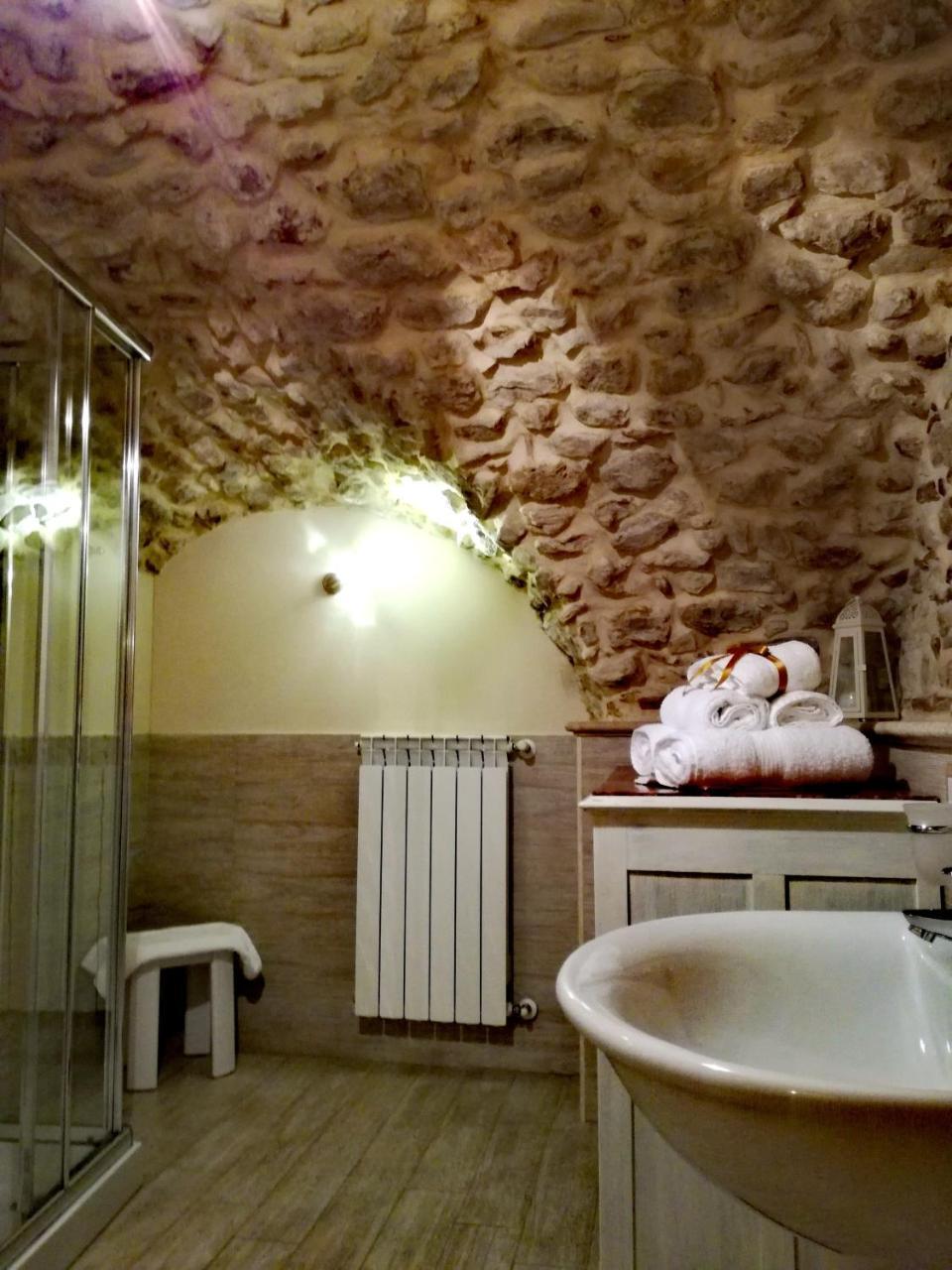 Dormire Nel Borgo Bovino Luaran gambar
